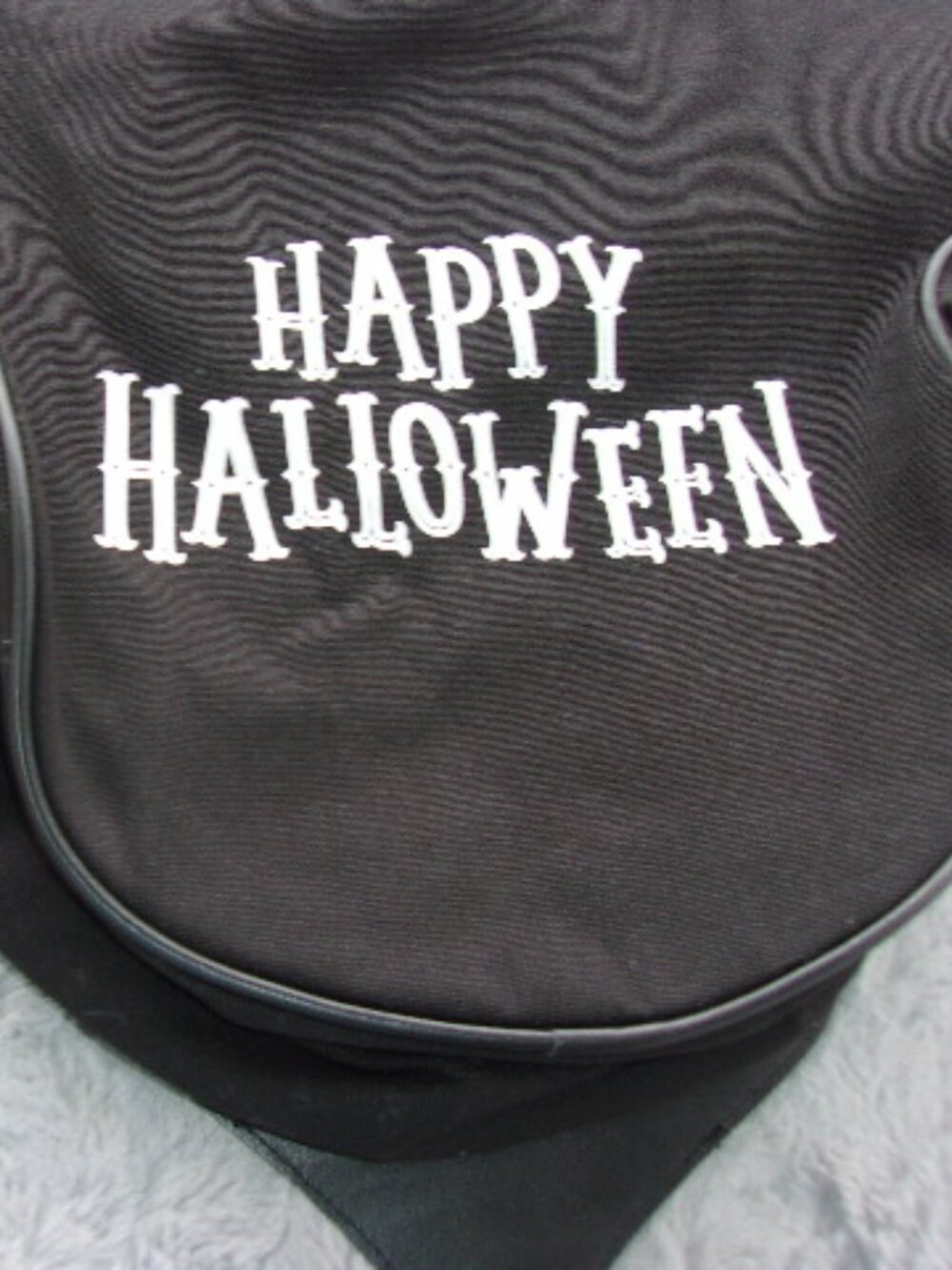 E-243 DISNEY PARKS VAMPIRE MICKEY MOUSE JUMBO LARGE HALLOWEEN TOTE - Picture 8 of 13